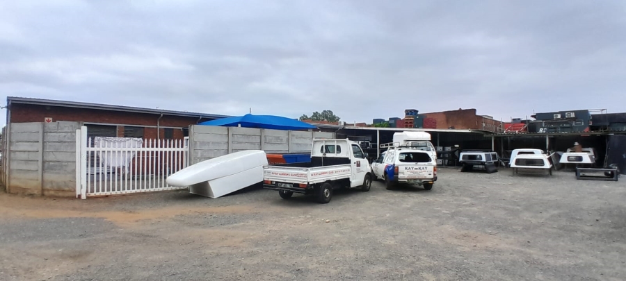 Commercial Property for Sale in Oos Einde North West